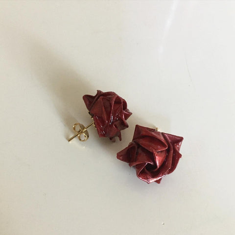 Red rose earrings